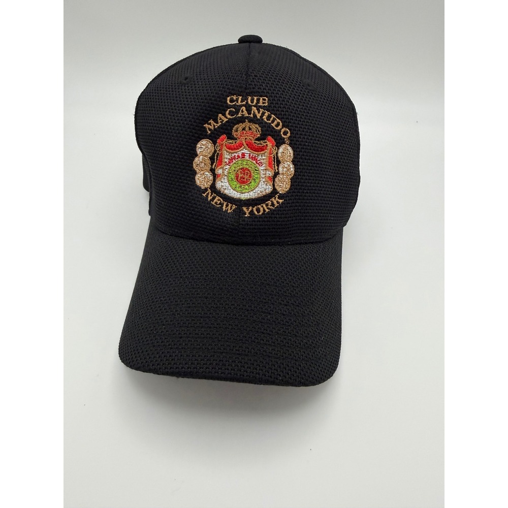 Club Macanudo New York Flexfit Hat Black Mesh Embroidered Cigar Crest Cap L/XL
